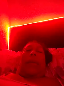 Naomi-Mature online show from 8, 4, 2026