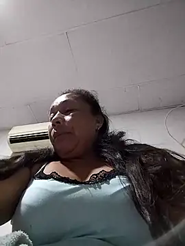 Naomi-Mature online show from 12, 4, 2026