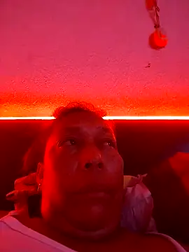 Naomi-Mature online show from 11, 3, 2026