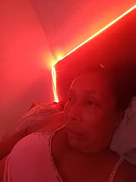 Naomi-Mature online show from 29, 5, 2026