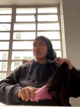 SharaRous online show from 6, 10, 2025