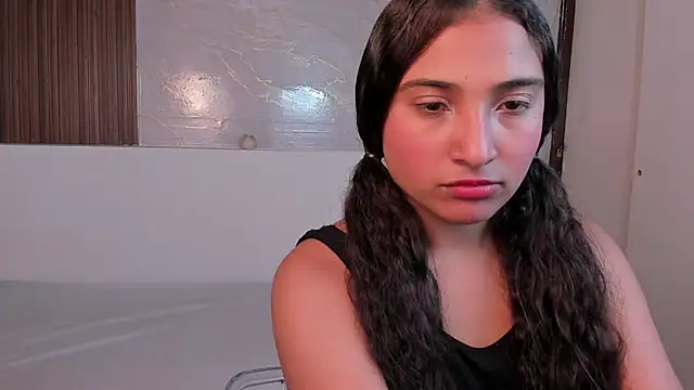 BellaSky4 online show from 4, 10, 2025