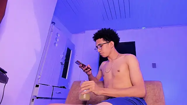 Cj davis  online show from 8, 4, 2026