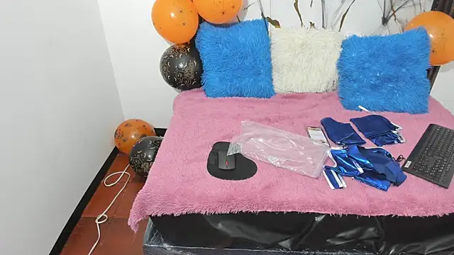 nina vixen online show from 31, 10, 2025