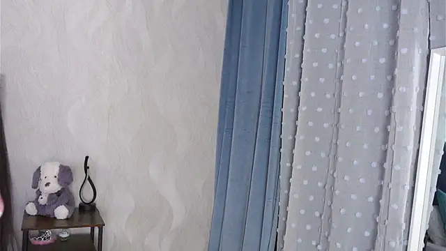 EmilyPrincy online show from 28, 11, 2025