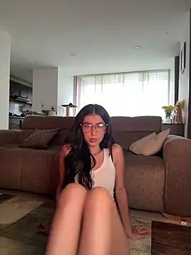 Snapshot of imrose_mar1423 chatting on 17, 6, 2026 imrose mar1423 online show from 17, 6, 2026