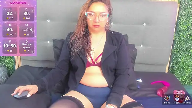 leyla smithh online show from 11, 9, 2025