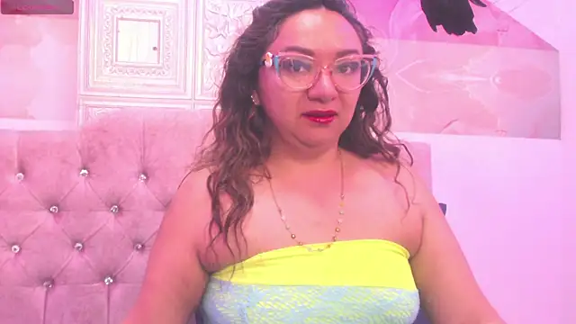 leyla smithh online show from 27, 10, 2025