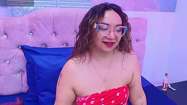 leyla smithh online show from 5, 10, 2025