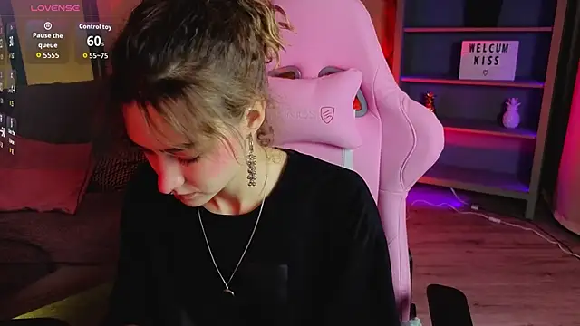   grace   online show from 13, 10, 2025