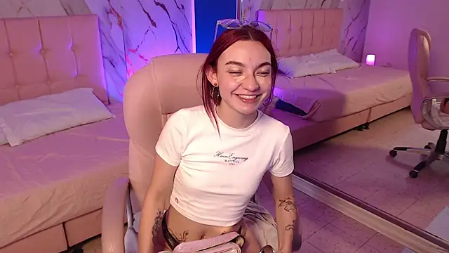 Red kytty6 online show from 3, 2, 2026