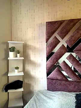 Jasmin Pink online show from 14, 11, 2025