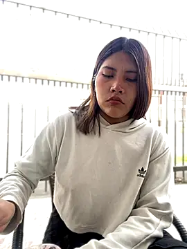 Jasmin Pink online show from 17, 9, 2025