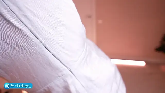 Miablueye online show from 23, 2, 2026