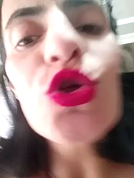 Gecenin Kralicesi online show from 16, 2, 2026