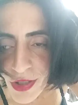 Gecenin Kralicesi online show from 15, 10, 2025