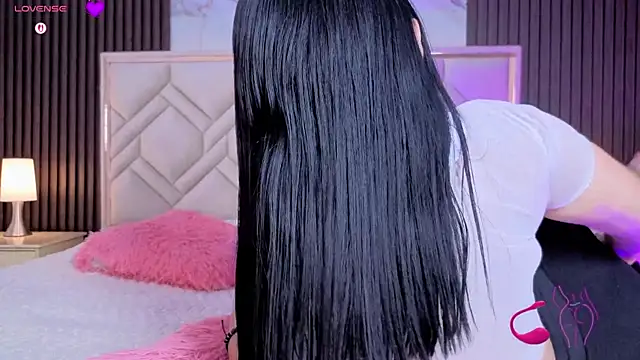 MiaaFarrel online show from 20, 3, 2026