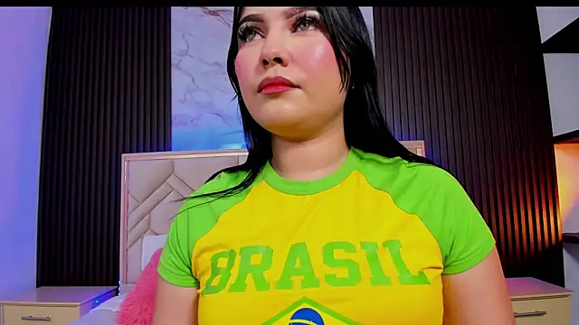 MiaaFarrel online show from 15, 12, 2025