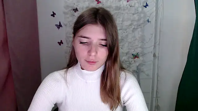 JuiceLips   online show from 17, 9, 2025