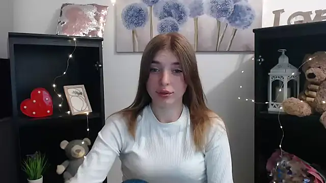 JuiceLips   online show from 1, 10, 2025