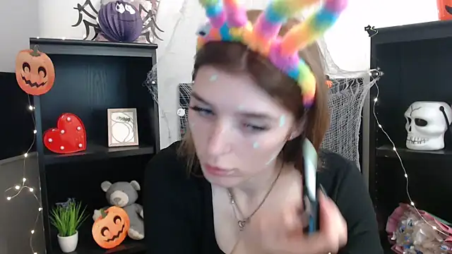 JuiceLips   online show from 31, 10, 2025