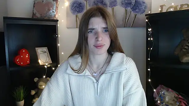 JuiceLips   online show from 20, 10, 2025