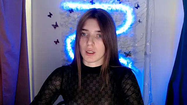 JuiceLips   online show from 12, 9, 2025