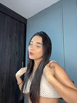 Zafira Montiel online show from 15, 2, 2026