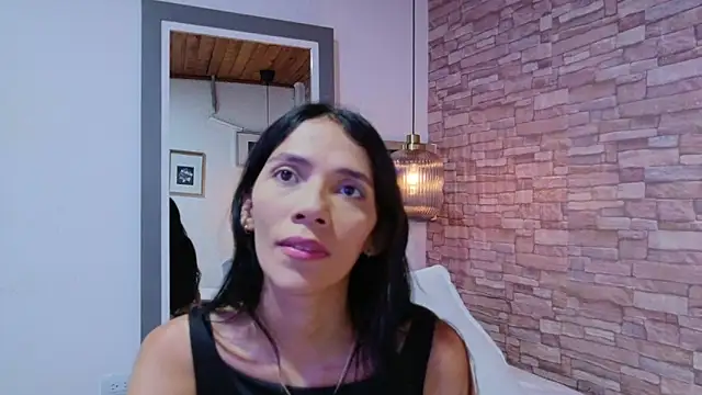 Martina thompson69 online show from 12, 3, 2026