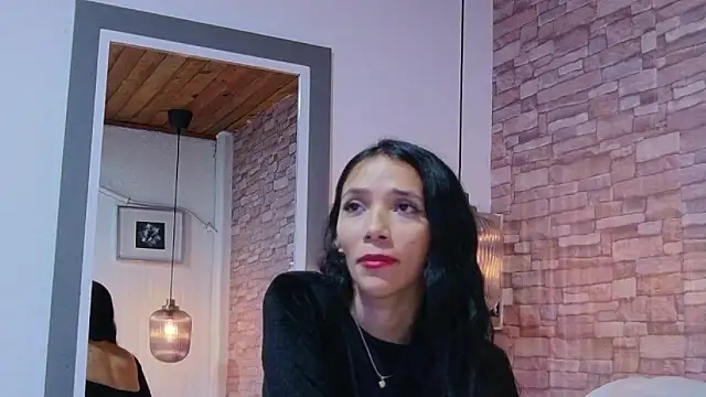 Martina thompson69 online show from 17, 1, 2026