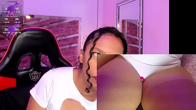 NovaLyn online show from 11, 10, 2025