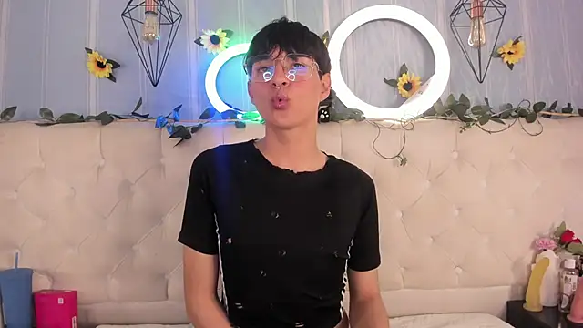 AleAurarashi online show from 27, 11, 2025