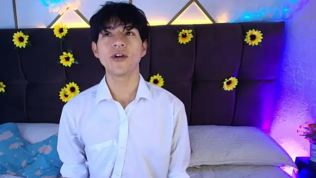 AleAurarashi online show from 18, 4, 2026