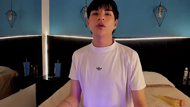 AleAurarashi online show from 27, 9, 2025