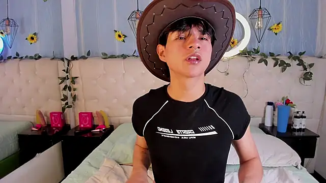 AleAurarashi online show from 21, 11, 2025