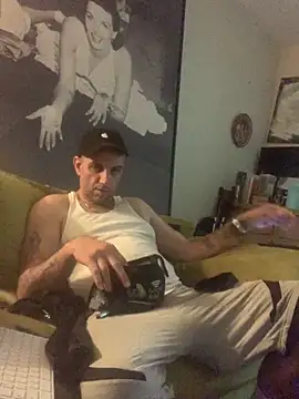 Snapshot of Hothotboyg chatting on 23, 10, 2025 Hothotboyg online show from 23, 10, 2025