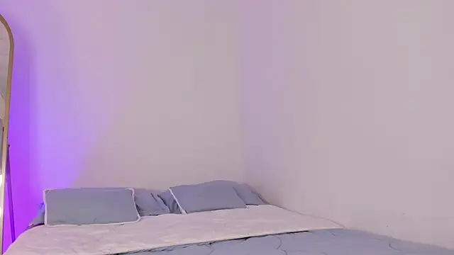 elzafuentes1 online show from 20, 2, 2026