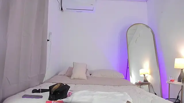 elzafuentes1 online show from 29, 10, 2025