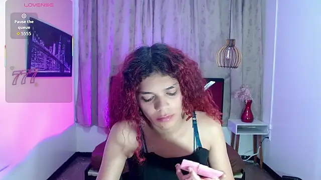 Snapshot of luisa__torres chatting on 19, 7, 2026 luisa torres online show from 19, 7, 2026