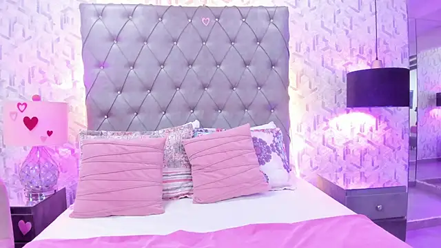 ScarletMore online show from 14, 2, 2026