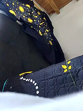  yefez online show from 4, 4, 2026