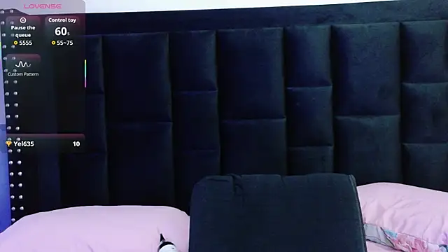 mamaneedsfun online show from 1, 12, 2025