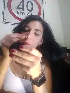 Snapshot of Apineapple07 chatting on 27, 6, 2026 Apineapple07 online show from 27, 6, 2026