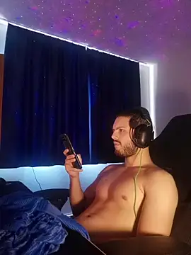 EyesNeverLies online show from 1, 12, 2025