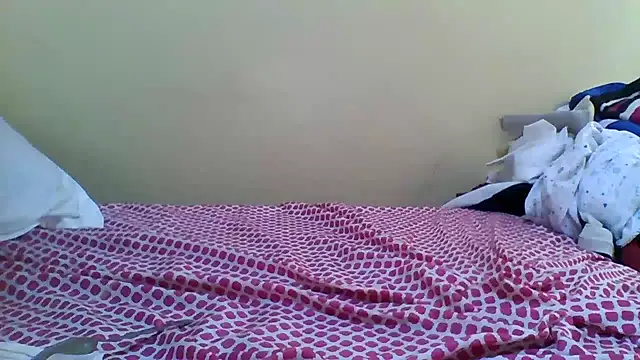 Snapshot of lilbaby15333 chatting on 19, 2, 2026 lilbaby15333 online show from 19, 2, 2026