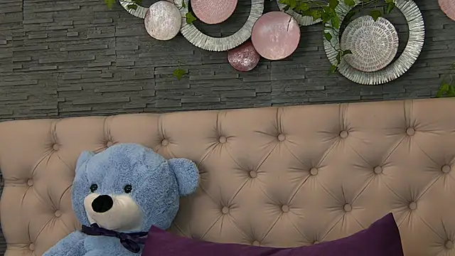 VannyFoxx online show from 11, 2, 2026