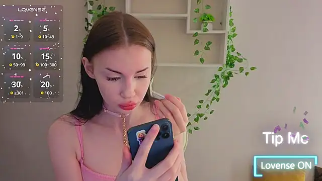 Jennie Hunter online show from 5, 12, 2025