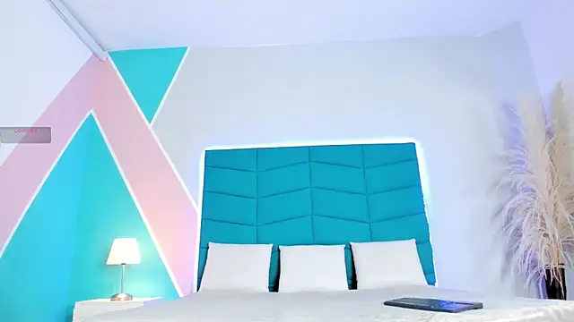 mara winters  online show from 11, 11, 2025