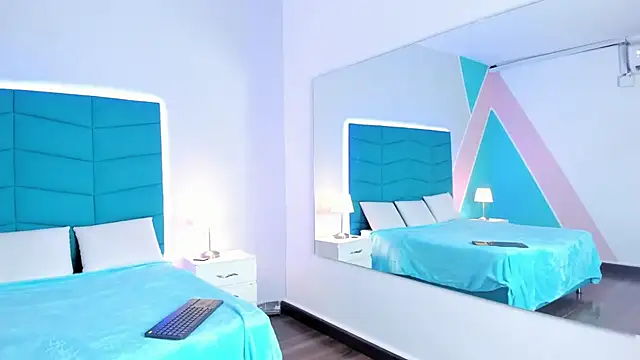 mara winters  online show from 13, 10, 2025