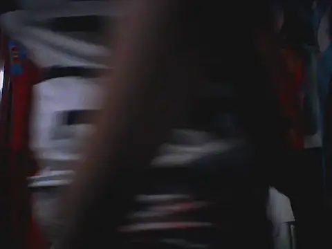 Snapshot of Prettymauixx chatting on 2, 8, 2026 Prettymauixx online show from 2, 8, 2026